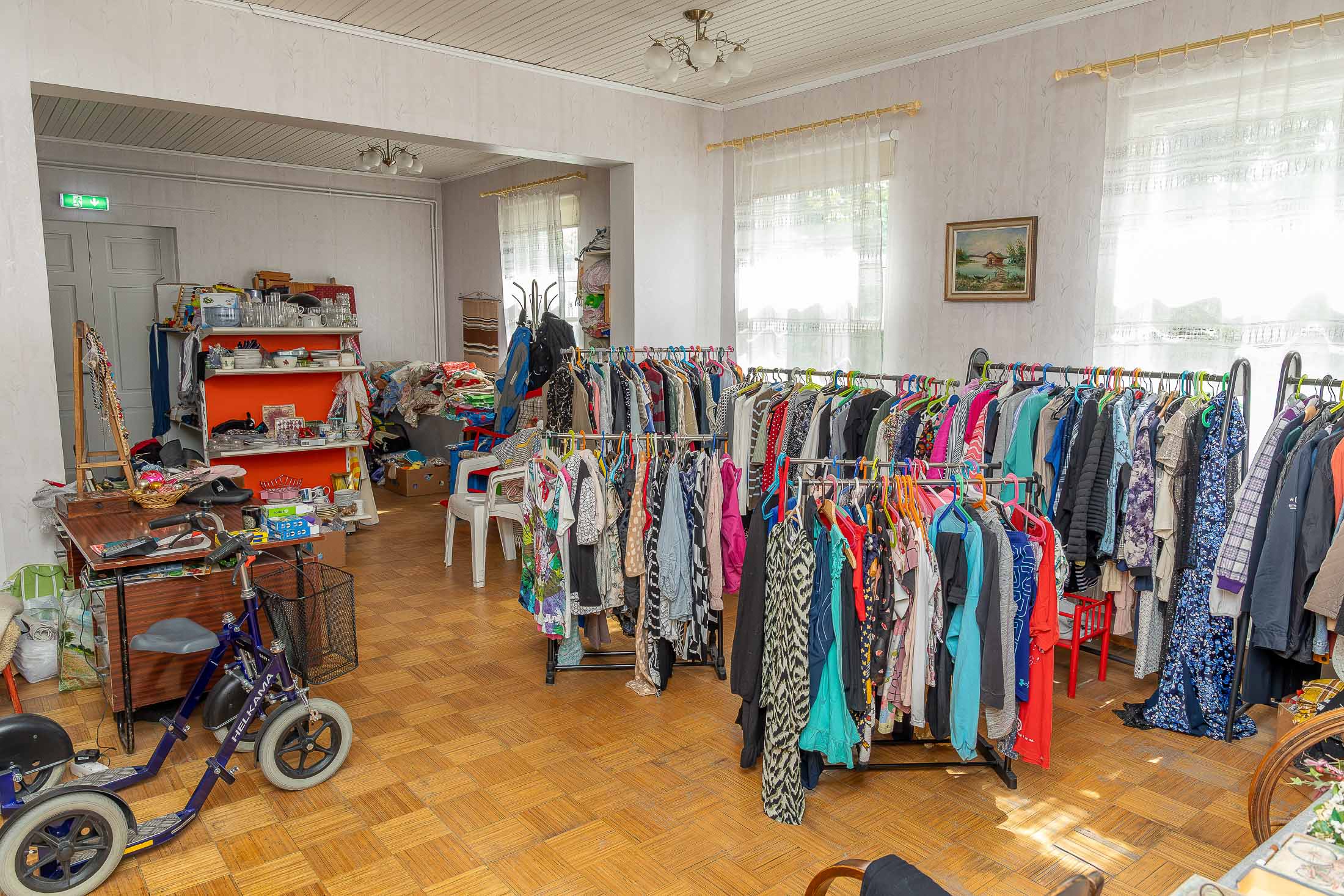 Kogu kirbuka kaup on pärit Soomest. Kirbukas asub Võrus Tartu tänaval majas nr 42. FOTO: Aigar Nagel